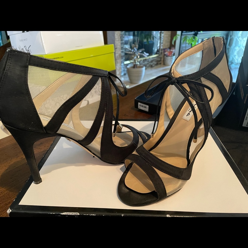 Sexiest sandals alive.